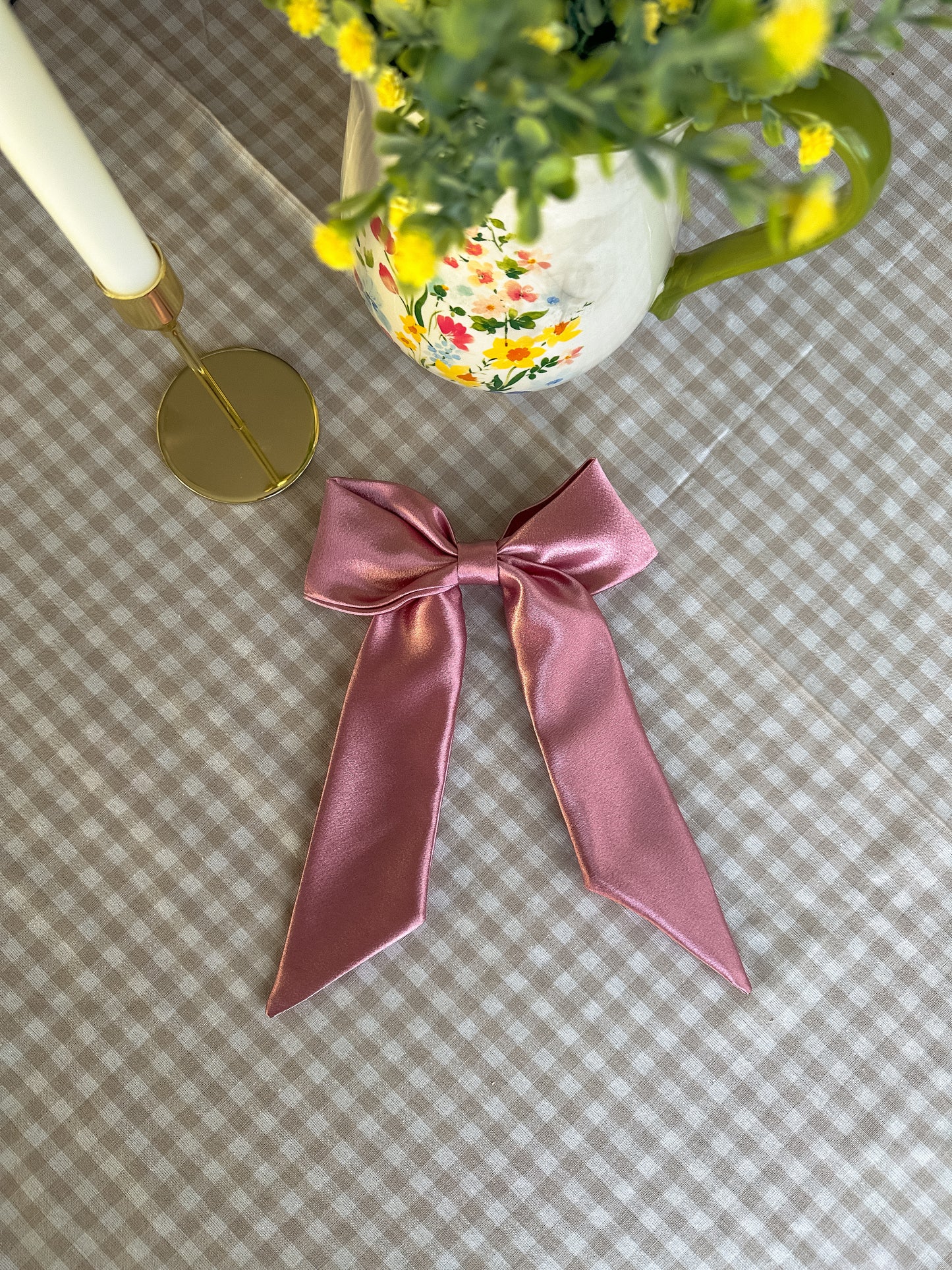 The Dusty Bow