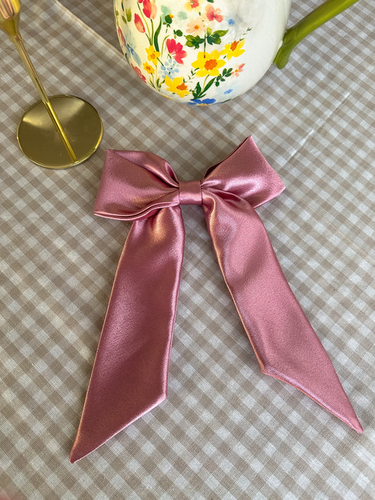 The Dusty Bow